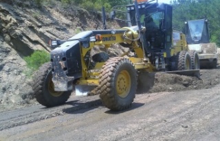 Alanya Beldibi yolunda  asfalt hazırlığı...