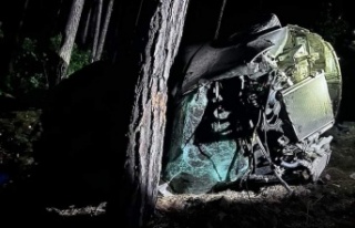 Alanya'da otomobil uçuruma yuvarlandı; 1 ölü,...