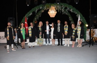 Alanya Üniversitesi mezunlarını törenle uğurladı