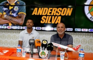 Alanyaspor, Anderson Oliveira Silva ile 4 yıllık...