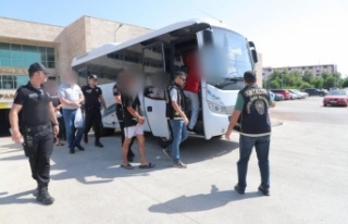 Antalya'da aranan 44 firari yakalandı