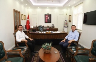 Başkan Toklu'dan Kaymakam Ürkmezer'e ziyaret
