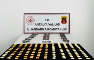 'Kırılacak' uyarısı bulunan koliden...