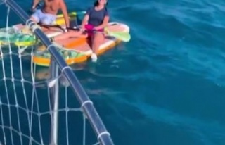 Şiddetli rüzgarda sürüklenip denizde kanoyla mahsur...