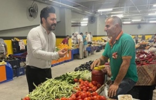 Sipahioğlu: “Alanya Cuma Pazarı çok yetersiz”