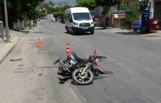 Sürücü belgesi olmayan motosikletli 'U'...