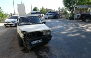 Demir korkuluk otomobilin sulama kanalına uçmasını...