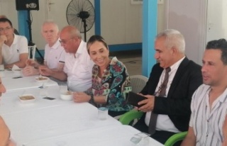 Hasta ve hasta yakınlarına aşure ikramı