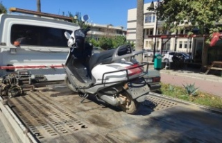 Gazipaşa’da plakasız motosiklet kullanan sürücüye...
