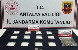 Piyasaya uyuşturucu sürmeye hazırlanan şüpheli...