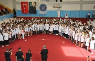 314 Tıp Fakültesi öğrencisi beyaz önlük giydi