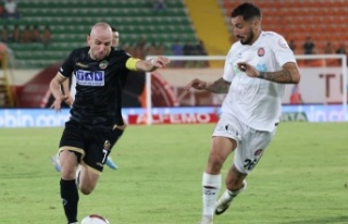 Alanyaspor Fatih Karagümrük’ü 2-1 mağlup etti