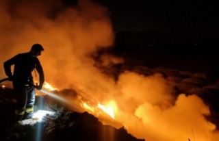 Atık sahasında çıkan yangın, makilik alana sıçramadan...