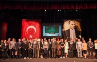 Antalya’da Öğretmenler Günü kutlandı