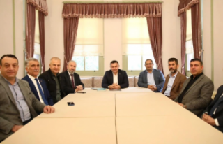 Başkanlardan Yücel'e hizmet teşekkürü