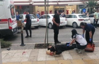 Belindeki silah yürürken ateş alınca yere yığıldı,...