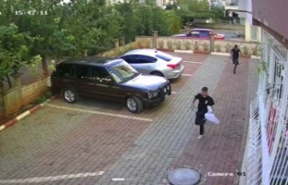 Sokak üzerinde küfürleşme kavgasında silah konuştu:...