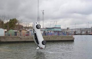 Alanya’da dehşet! Otomobil denize uçtu: 2 ölü