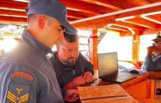 Alanya’da gemi ve tekneler yakın takipte