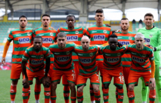Alanyaspor, İstanbulspor'u 1-0 mağlup ederek...