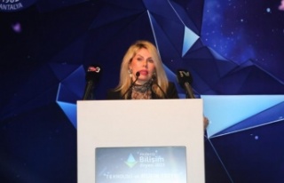 Rektör Özkan: “Bilişim ve teknoloji geleceğin...