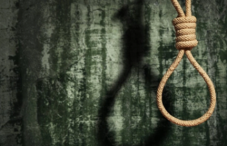 Alanya’da girdiği bunalım intihara sürükledi