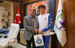 Gazipaşa Belediyespor oyuncusu Toprak Güzel, Tofaş...