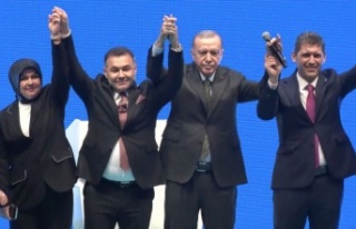 Cumhurbaşkanı Erdoğan başkan Yücel'i tanıttı