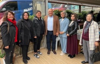 Şahin, turizmciler ve kadınlarla bir araya geldi