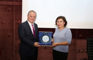 ALKÜ'lü hemşirelik öğrencileri NANDA eğitimi...