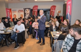 Gençler sordu, Özçelik yanıtladı