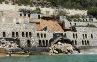 Alanya Ulaş'ta şok eden çöküş