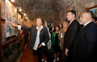 Ukraynalı kadın ressamların gözünden Alanya sergisi...