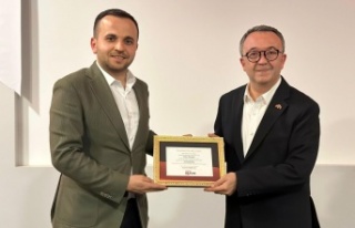 Kamburoğlu Genç MÜSİAD'a tecrübelerini aktardı