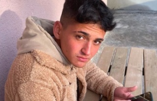 Kayıp genç muz sırasında asılı halde bulundu