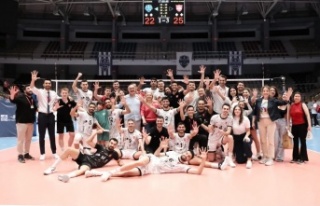 Alanya'nın efelerinden altın vuruş