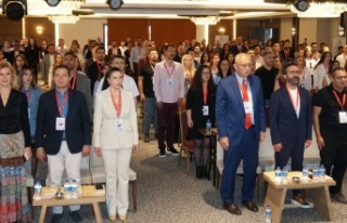 ALKÜ kongreye damga vurdu