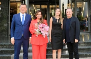 Kaymakam Ürkmezer'e veda yemeği