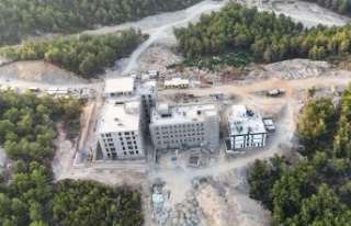 ALKÜ Sağlık Kampüsü son hızla devam ediyor