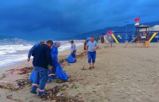 Alanya plajları temizlendi