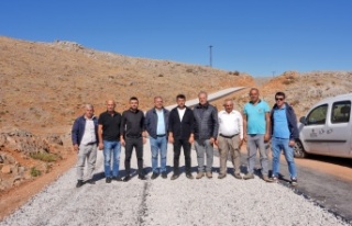 Payallar Yaylası'ndaki asfalt çalışması...