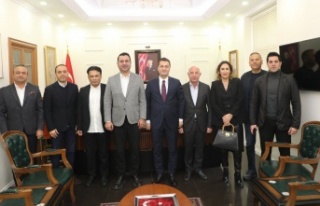 Özcan ve ekibinden kaymakama ziyaret