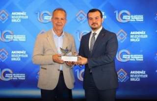 Alanya Belediyesine iki ödül