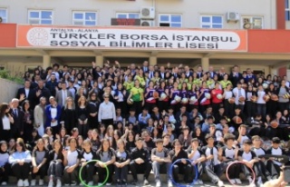 Çavuşoğlu öğrencilere söz verdi