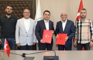 Hayırsever Bacaksız'dan ALKÜ'ye bağış