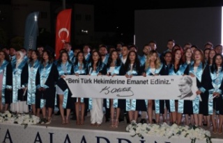 ALKÜ Tıp Fakültesi 4.dönem mezunlarını verdi!