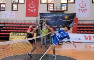 Geleneksel Futnet ayak tenisi turnuvası başlıyor!