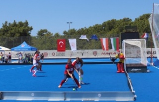 Hokeyin genç yıldızları Alanya’da!