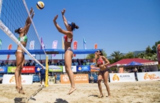 Plaj voleybolunun kalbi Alanya’da atacak!