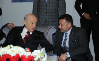 Başkan Yücel, MHP Genel Başkanı Bahçeli’yi karşıladı